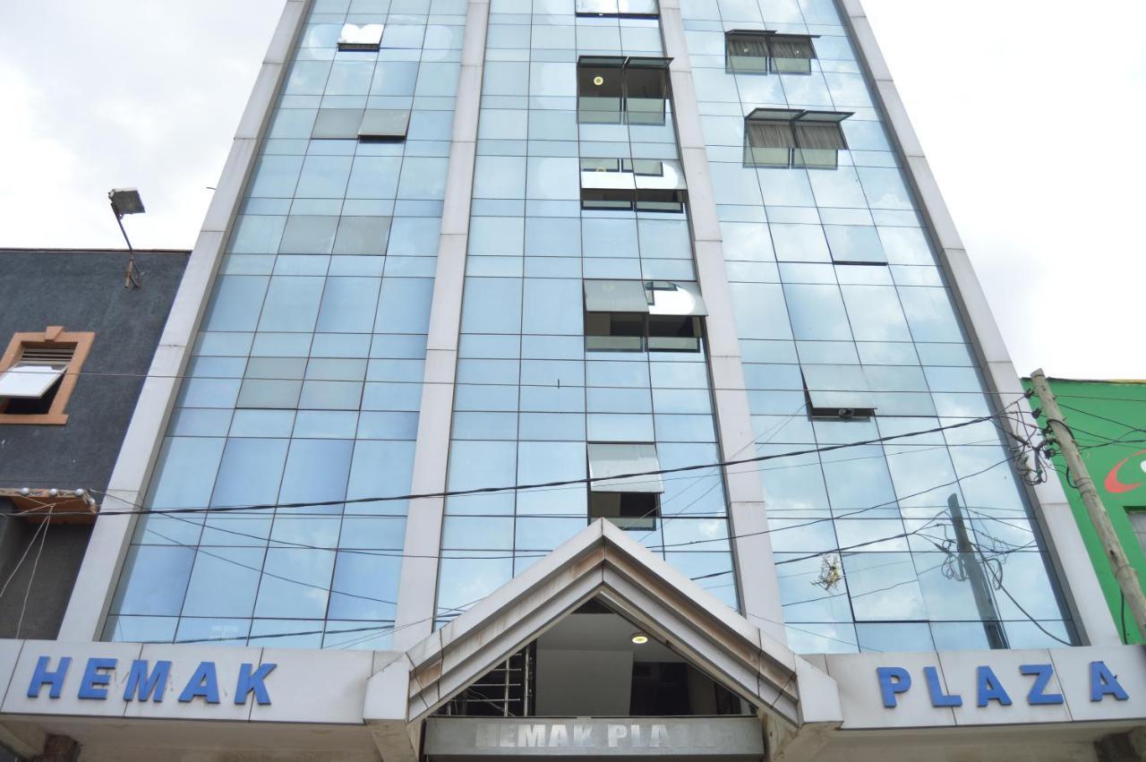 Hemak Suites Ναϊρόμπι Εξωτερικό φωτογραφία