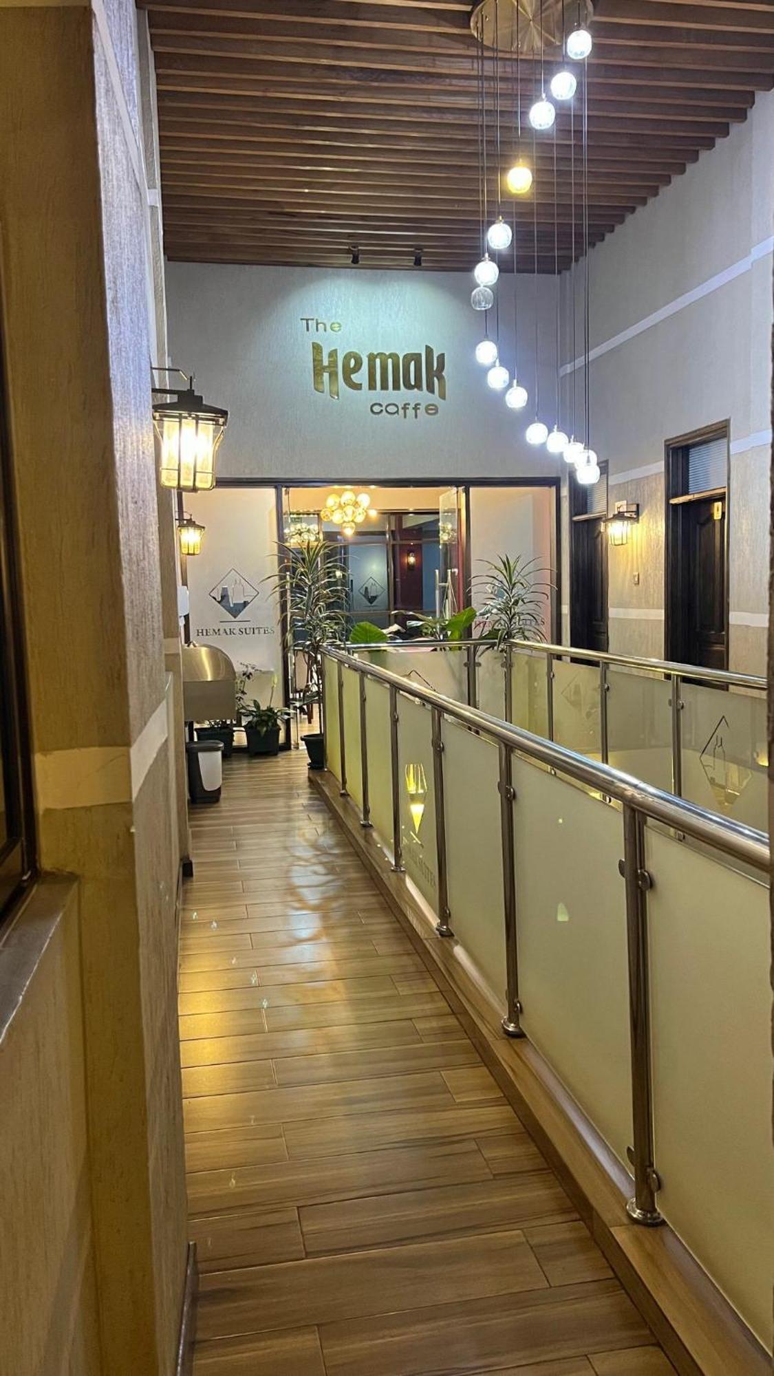 Hemak Suites Ναϊρόμπι Εξωτερικό φωτογραφία
