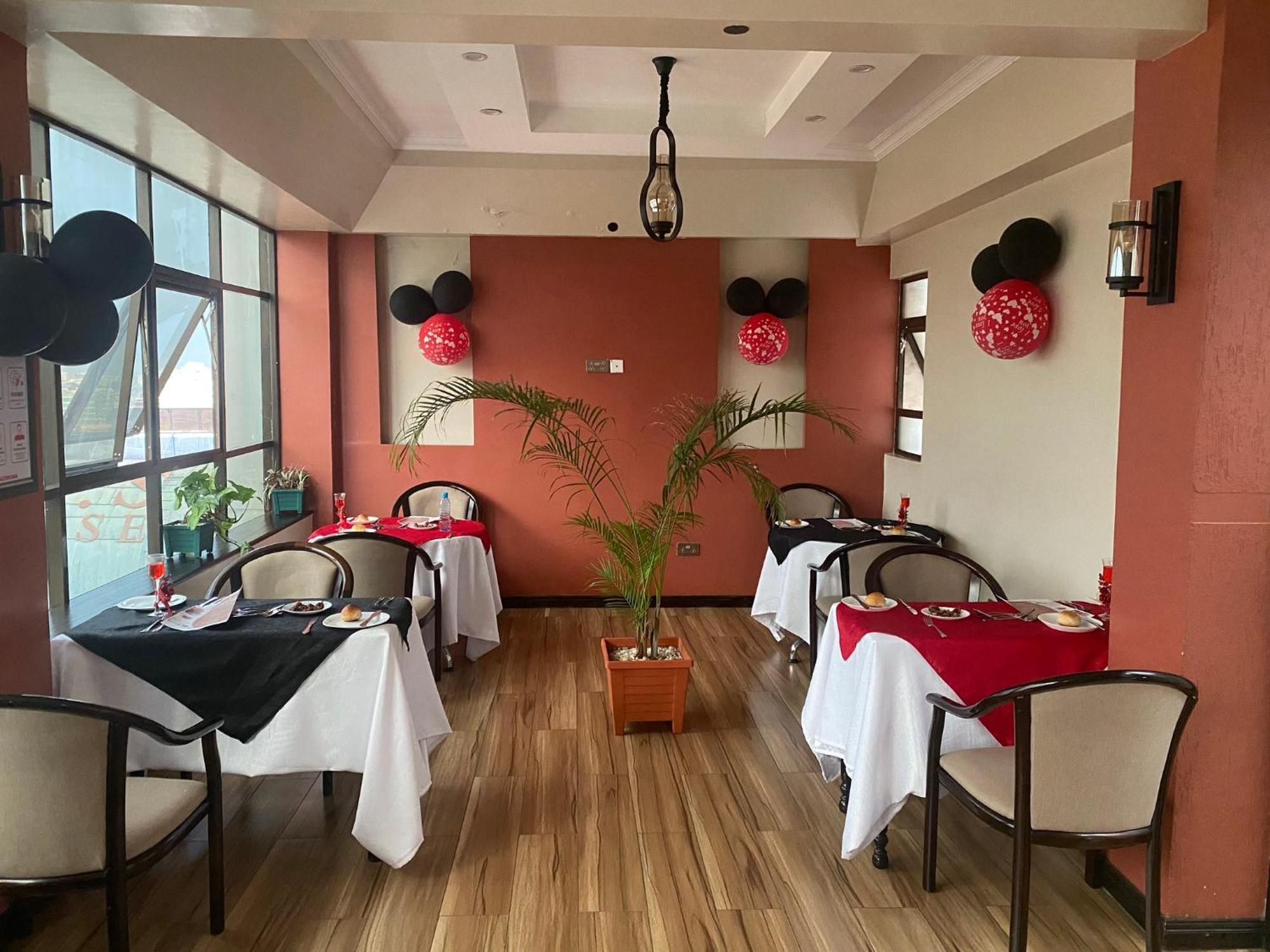 Hemak Suites Ναϊρόμπι Εξωτερικό φωτογραφία