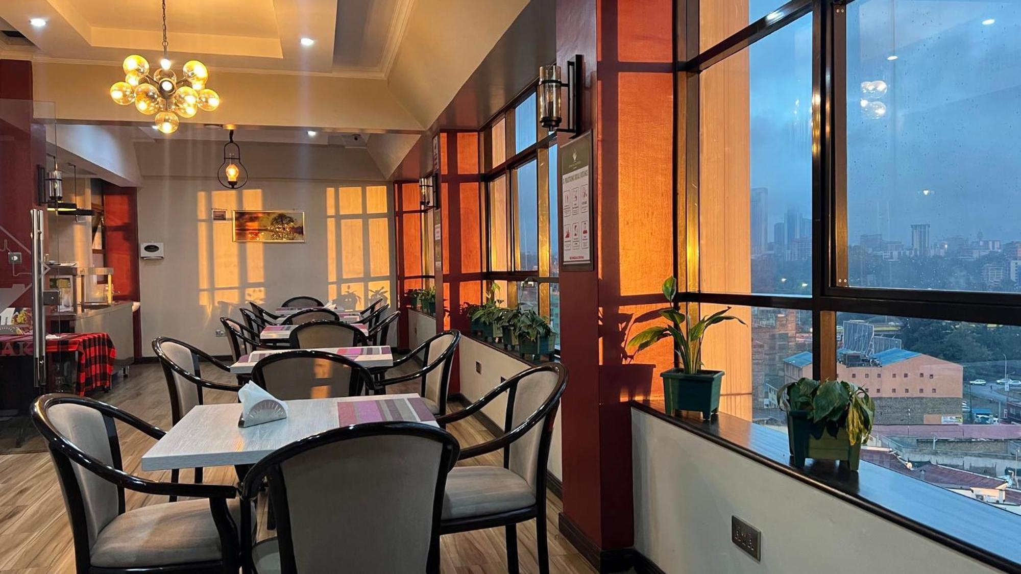 Hemak Suites Ναϊρόμπι Εξωτερικό φωτογραφία
