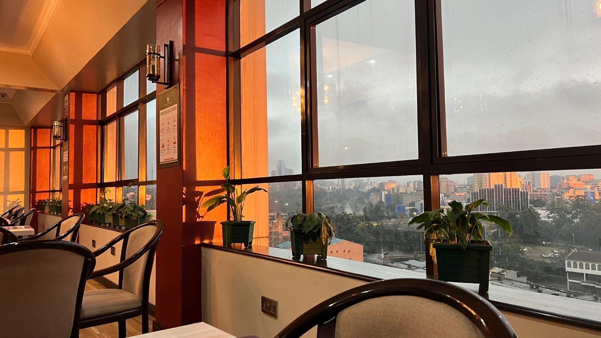 Hemak Suites Ναϊρόμπι Εξωτερικό φωτογραφία